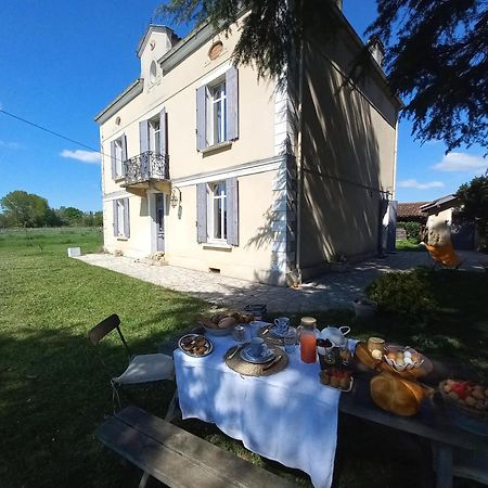L' Embellie Sur Lot Bed & Breakfast Sainte-Livrade-sur-Lot Ngoại thất bức ảnh